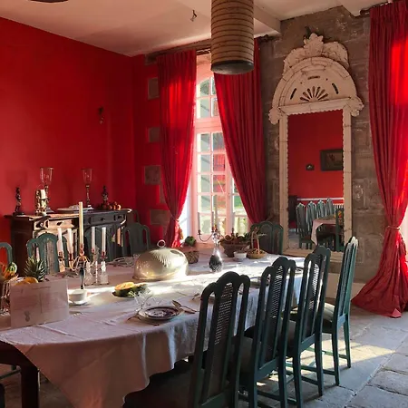 Chateau De فندق مبيت وإفطار Saint-Pois