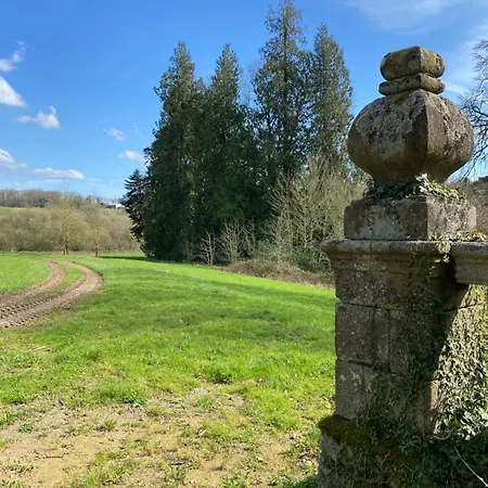 فندق مبيت وإفطار Chateau De Saint-Pois