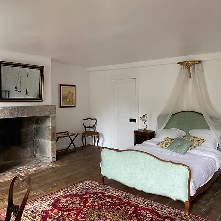 Chateau De 3* Saint-Pois