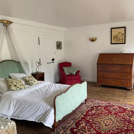 Chateau De 3* Saint-Pois