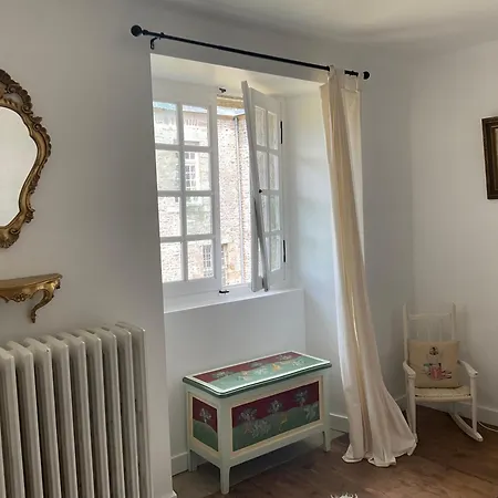Bed & Breakfast Chateau De 3*