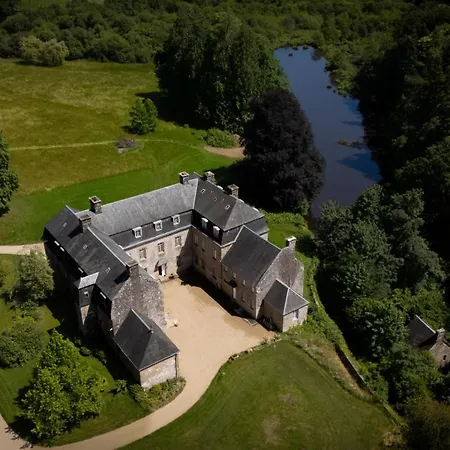 Chateau De Saint-Pois
